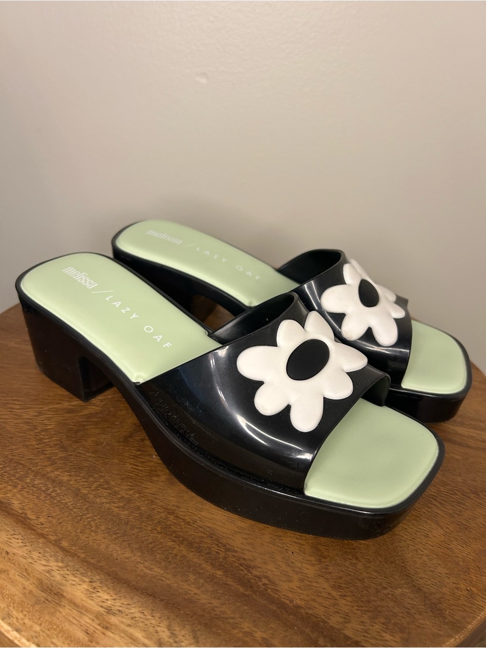 Mellisa x Lazy Oaf White Flower Black Kitten Block Heel